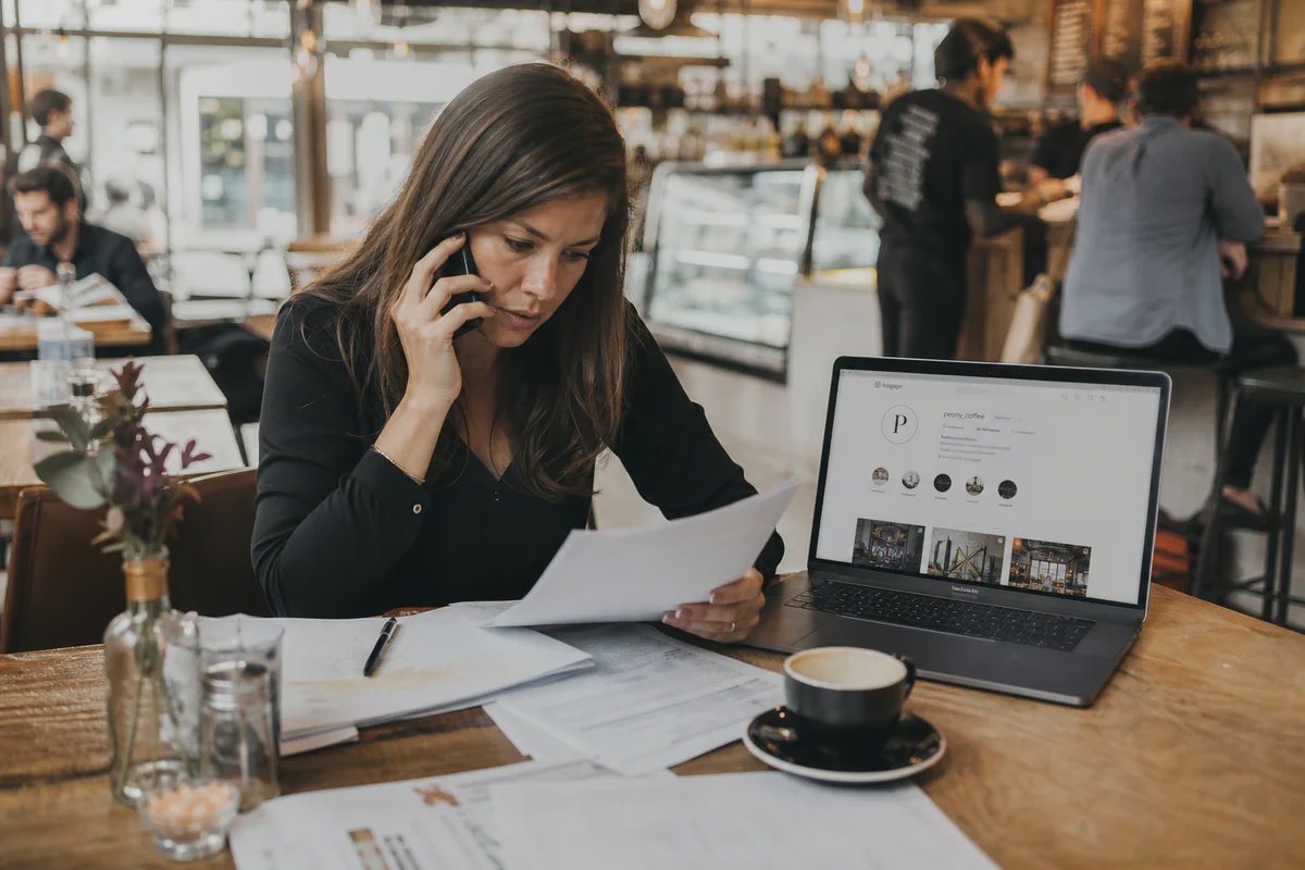 In-article - overwhelmed business owner